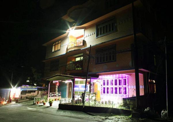 Norling Retreat Otel Pelling Dış mekan fotoğraf